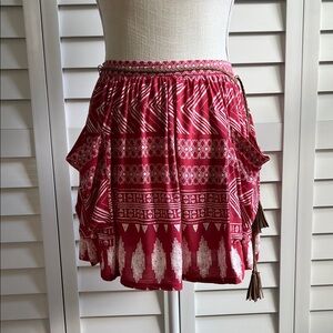 Lightweight Patterned Skirt
